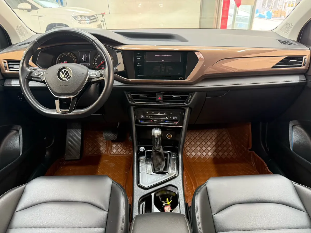 2021 Volkswagen Tharu 1.4T 150HP L4 7DCT,autocango,china used car exporter,china ev exporter,chinese used car exporter,chinese used ev exporter