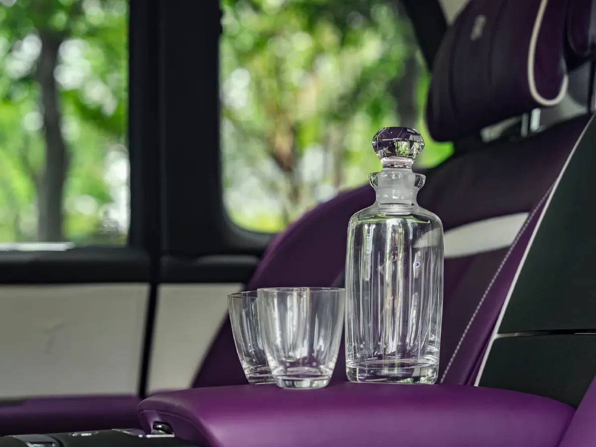 2018 Rolls-Royce Cullinan 6.7T 571HP V12 8AT,autocango,china used car exporter,china ev exporter,chinese used car exporter,chinese used ev exporter