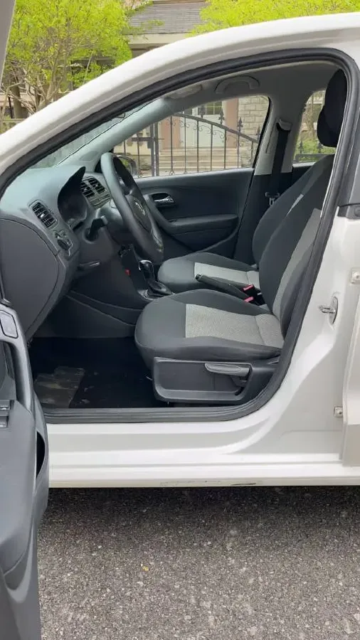 2016 Volkswagen Polo 1.4L 90HP L4 6AT,autocango,china used car exporter,china ev exporter,chinese used car exporter,chinese used ev exporter