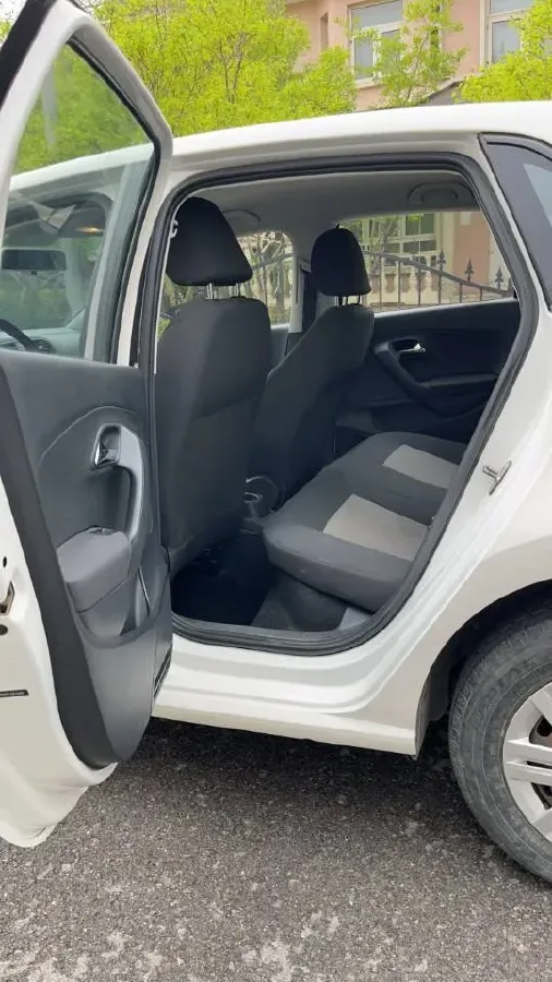 2016 Volkswagen Polo 1.4L 90HP L4 6AT,autocango,china used car exporter,china ev exporter,chinese used car exporter,chinese used ev exporter