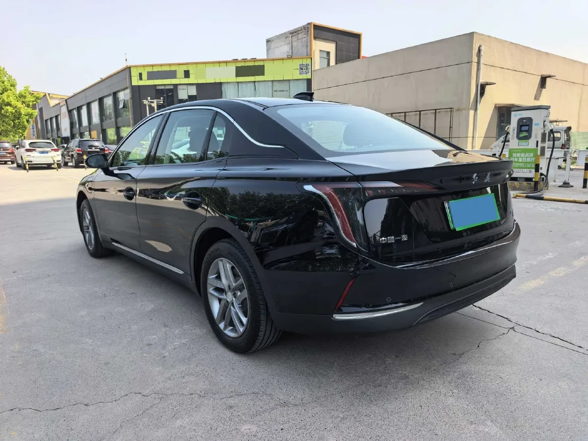2025 HongQi E-QM5 BEV,autocango,china used car exporter,china ev exporter,chinese used car exporter,chinese used ev exporter