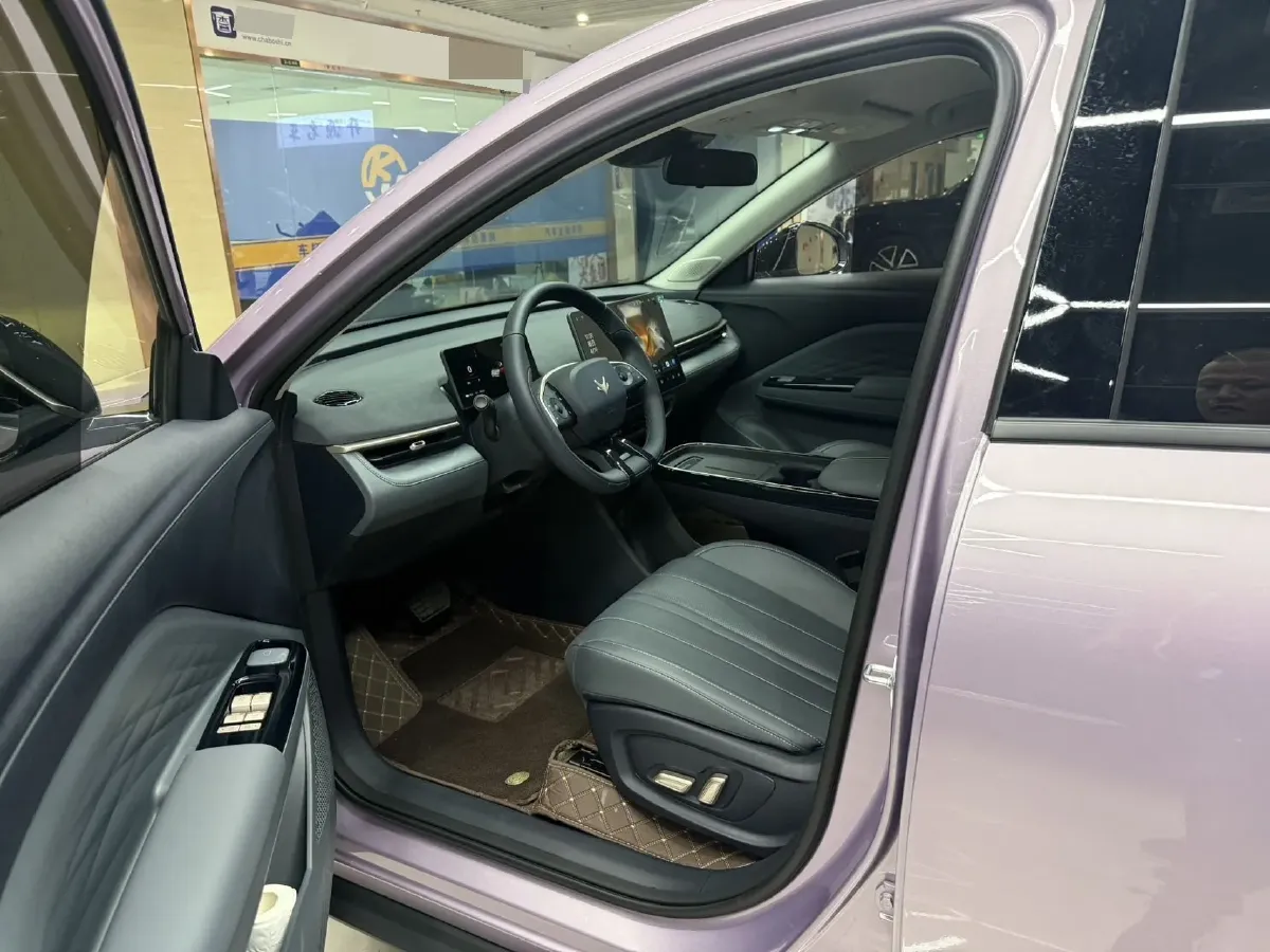 2025 ARCFOX T1 BEV,autocango,china used car exporter,china ev exporter,chinese used car exporter,chinese used ev exporter