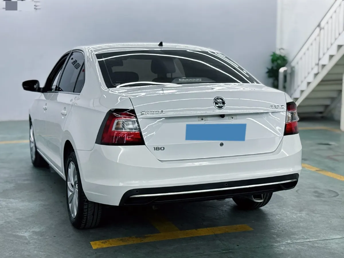 2018 Skoda Rapid 1.6L 110HP L4 6AT,autocango,china used car exporter,china ev exporter,chinese used car exporter,chinese used ev exporter
