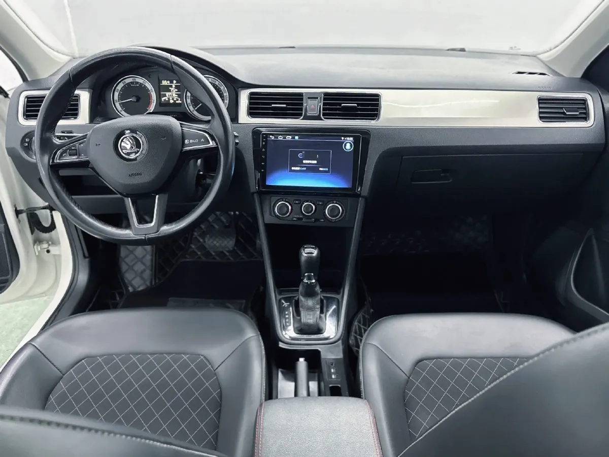 2018 Skoda Rapid 1.6L 110HP L4 6AT,autocango,china used car exporter,china ev exporter,chinese used car exporter,chinese used ev exporter