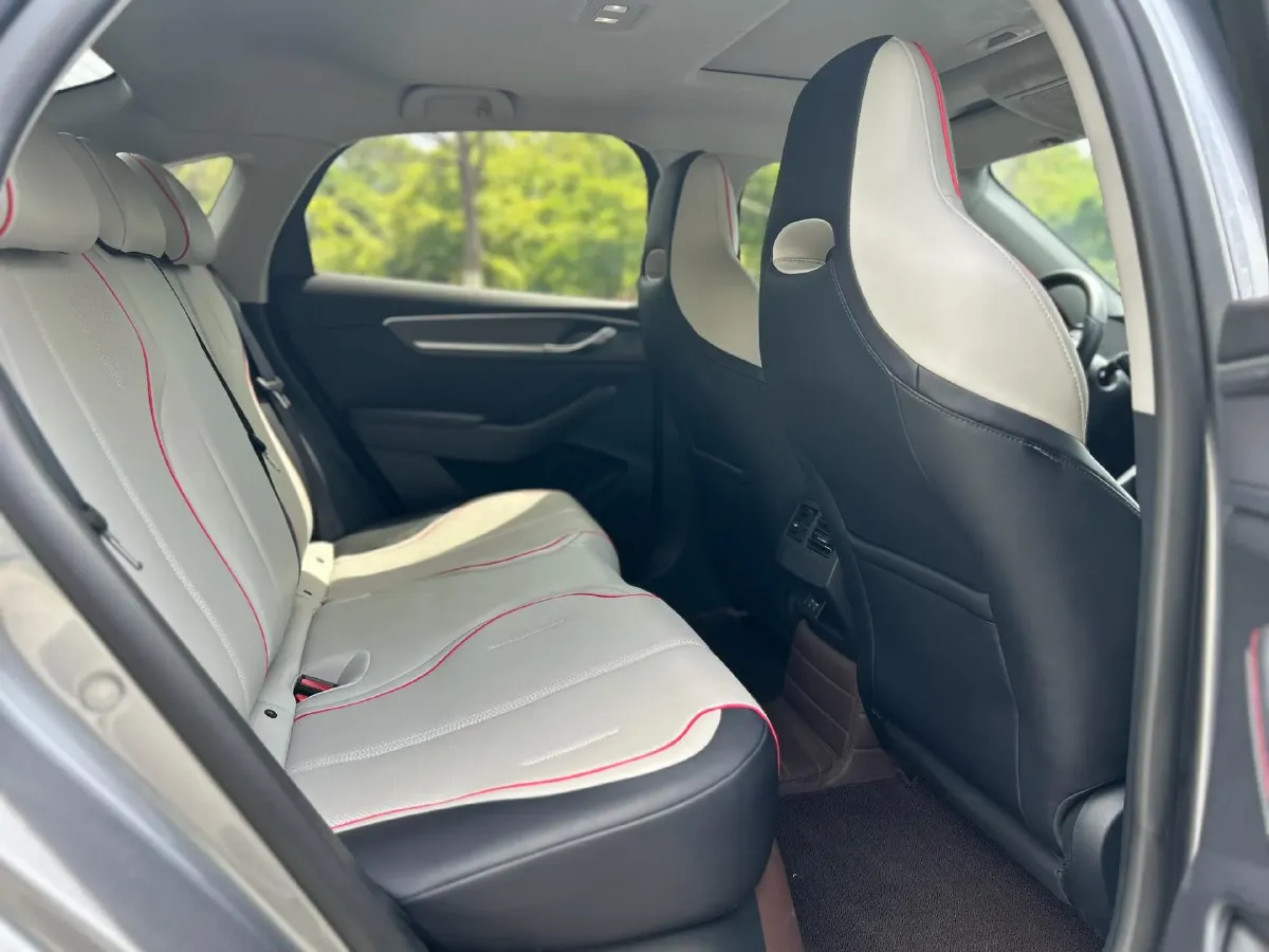 2022 Foton Grand General G7 2.0T 163HP L4 8AT,autocango,china used car exporter,china ev exporter,chinese used car exporter,chinese used ev exporter