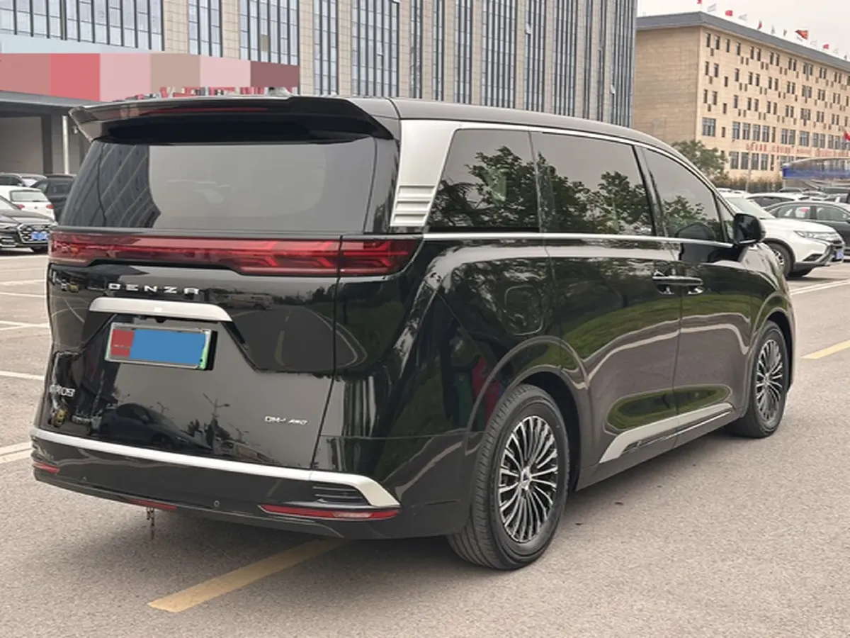 2024 Denza D9 1.5T 139HP L4 E-CVT PHEV 40KWH,autocango,china used car exporter,china ev exporter,chinese used car exporter,chinese used ev exporter