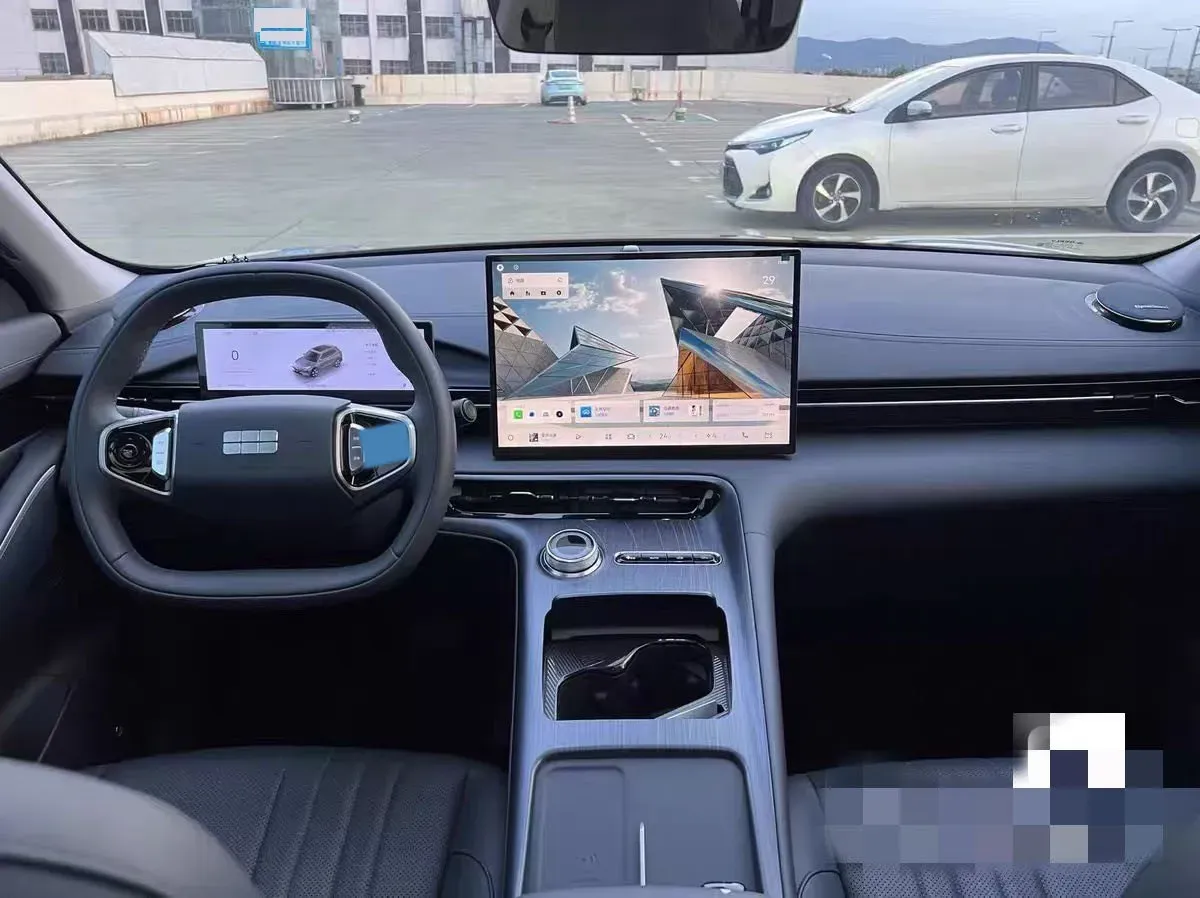 2024 Geely Emgrand L HiP 1.5T 181HP L4 3DHT PHEV 15.5KWH,autocango,china used car exporter,china ev exporter,chinese used car exporter,chinese used ev exporter