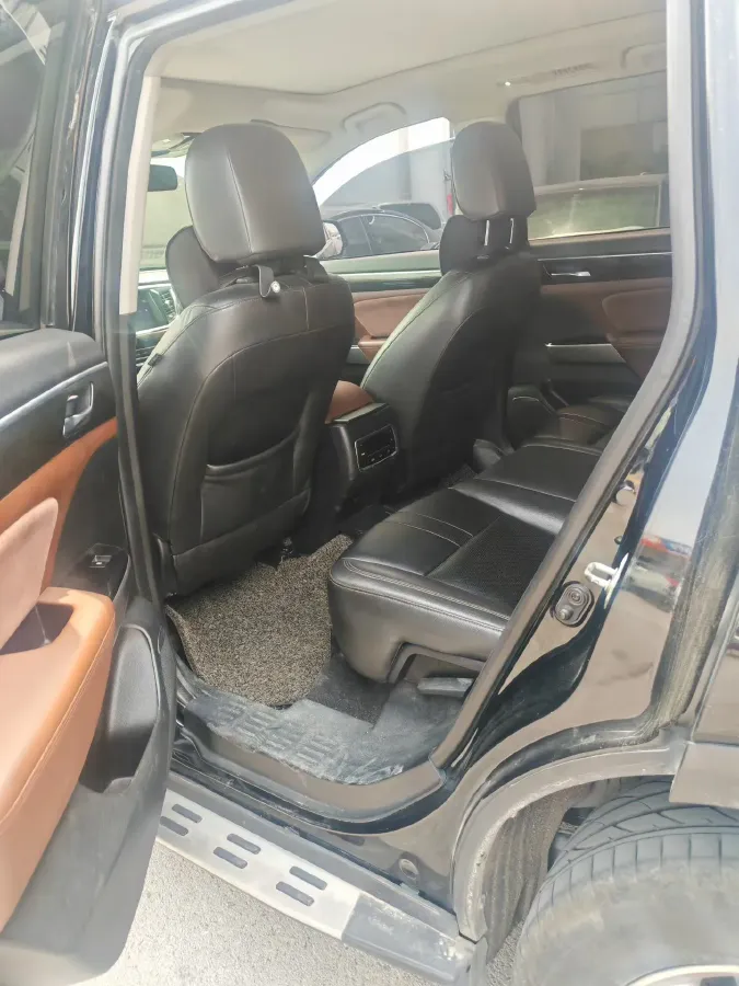 2017 GAC Trumpchi GS8 2.0T 201HP L4 6AT,autocango,china used car exporter,china ev exporter,chinese used car exporter,chinese used ev exporter