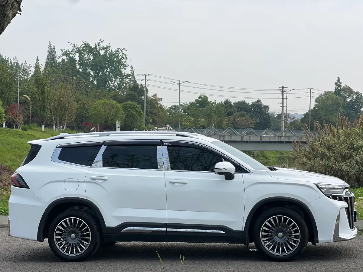 2024 Geely Okavango L 2.0T 218HP L4 7DCT,autocango,china used car exporter,china ev exporter,chinese used car exporter,chinese used ev exporter