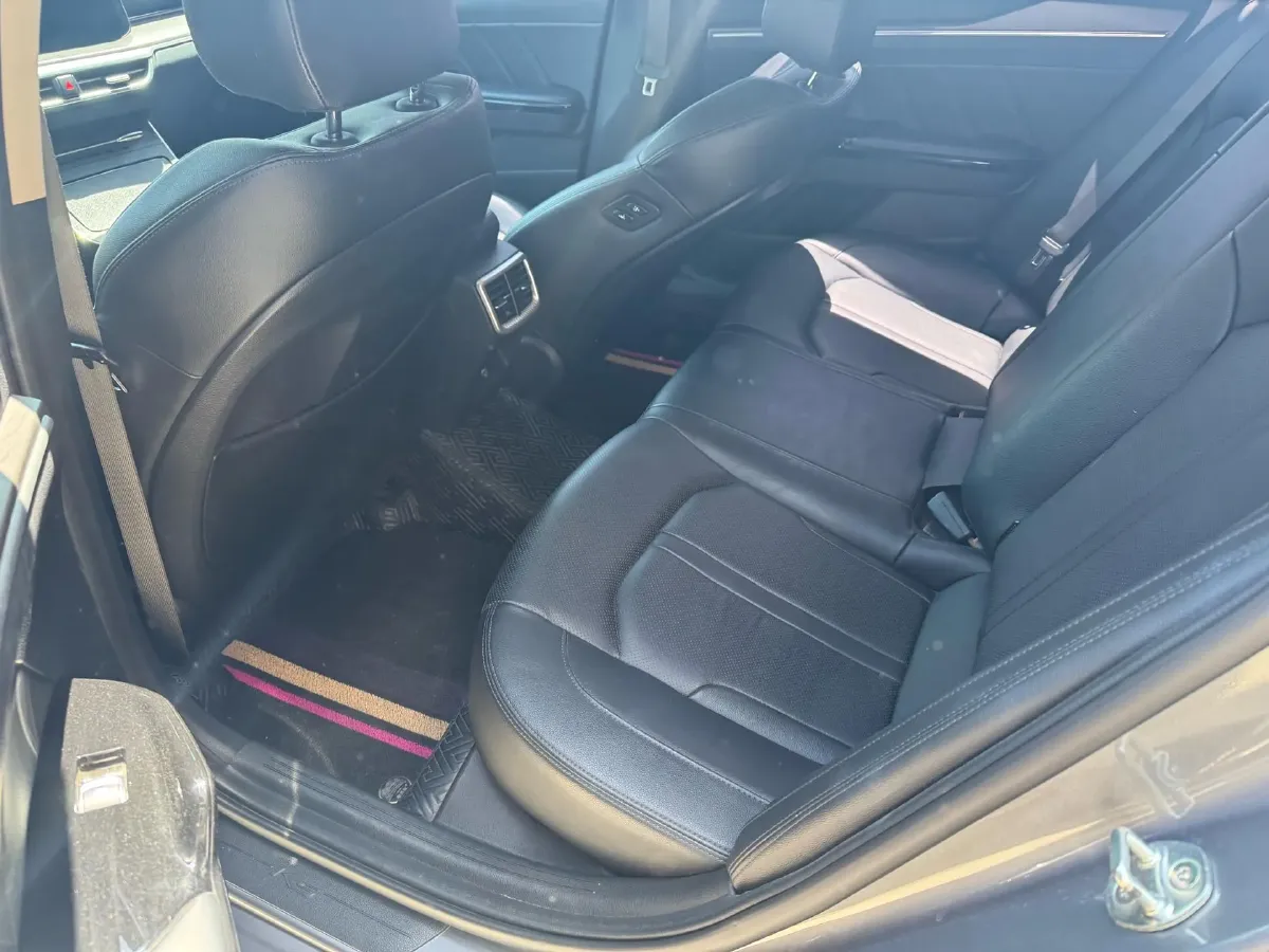 2021 Kia K5 2.0T 240HP L4 8AT,autocango,china used car exporter,china ev exporter,chinese used car exporter,chinese used ev exporter