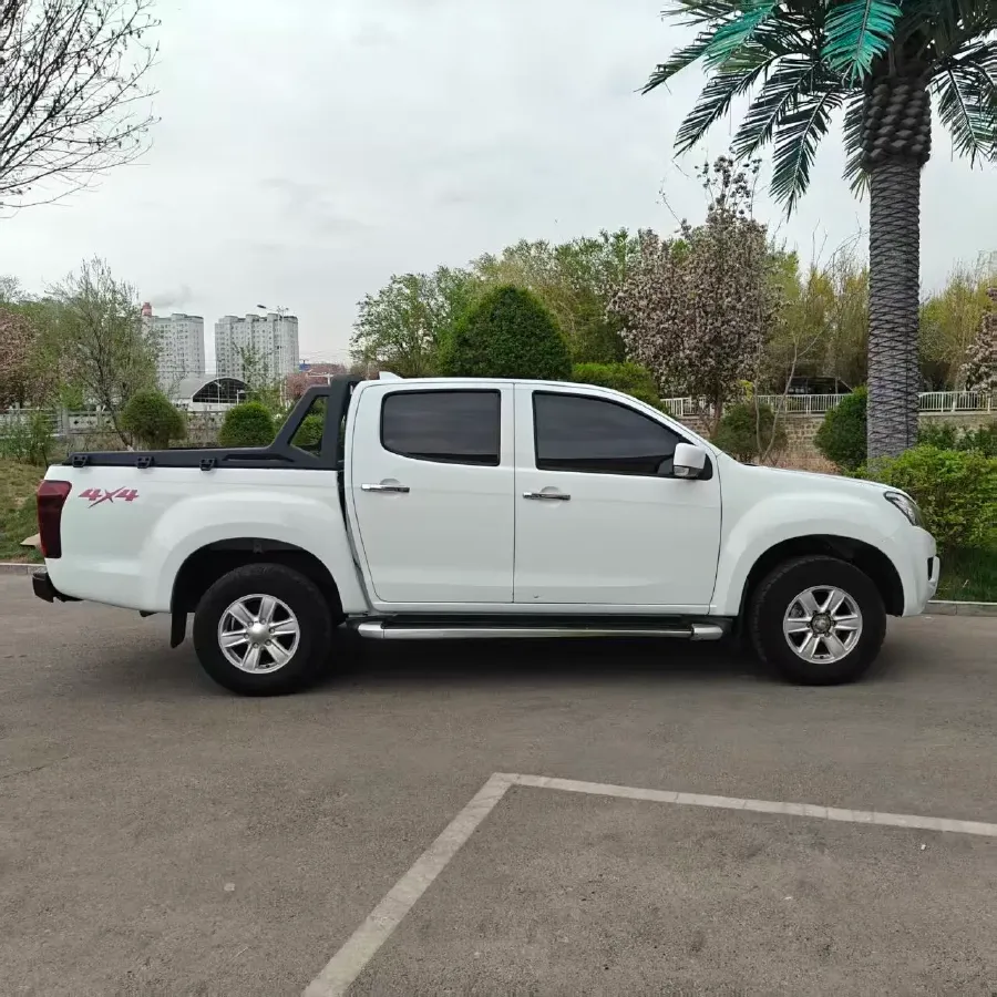 2019 Isuzu LingTuo 2.5T 129HP L4 6AT,autocango,china used car exporter,china ev exporter,chinese used car exporter,chinese used ev exporter