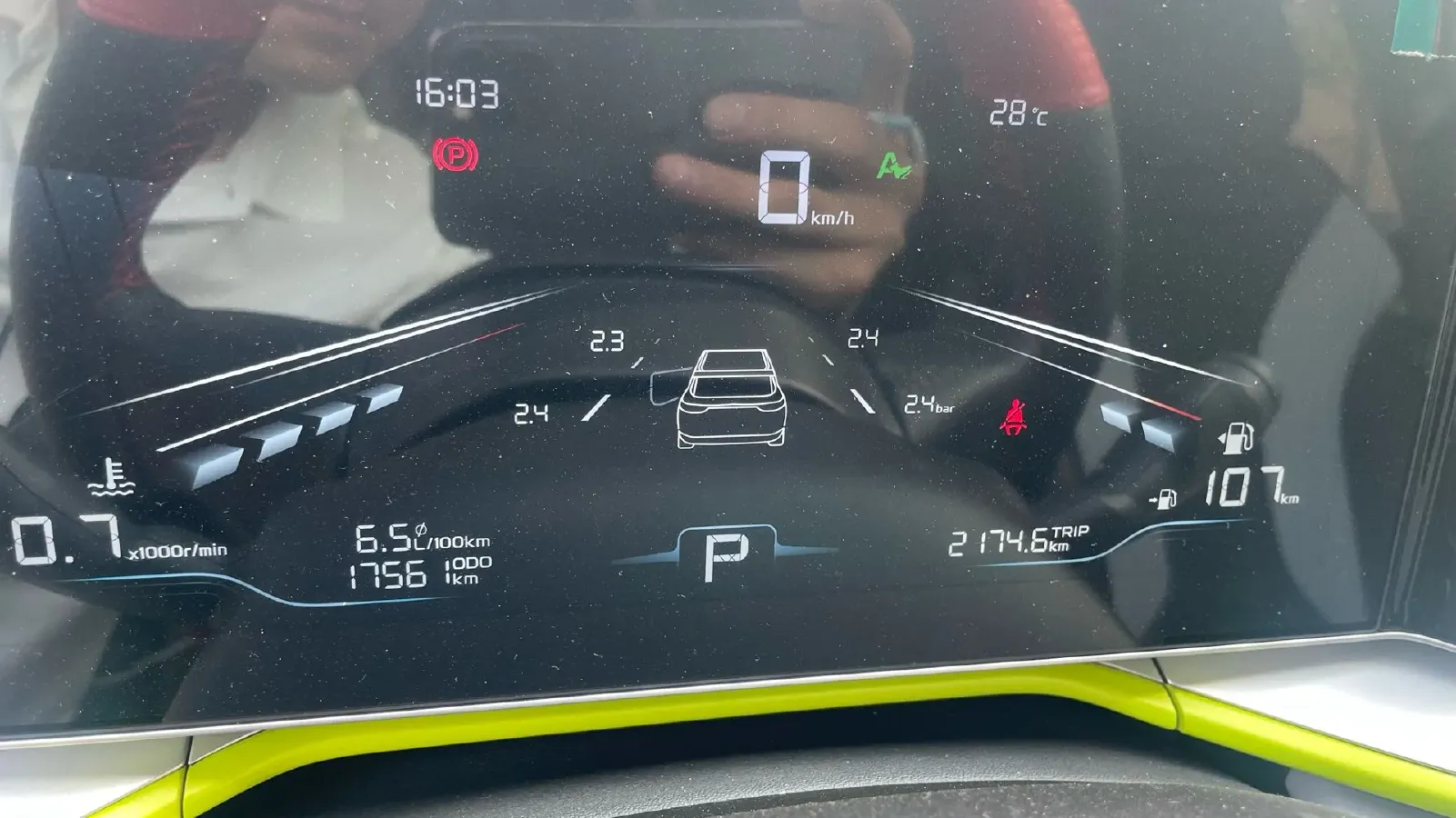 2023 Geely Coolray 1.5T 181HP L4 7DCT,autocango,china used car exporter,china ev exporter,chinese used car exporter,chinese used ev exporter