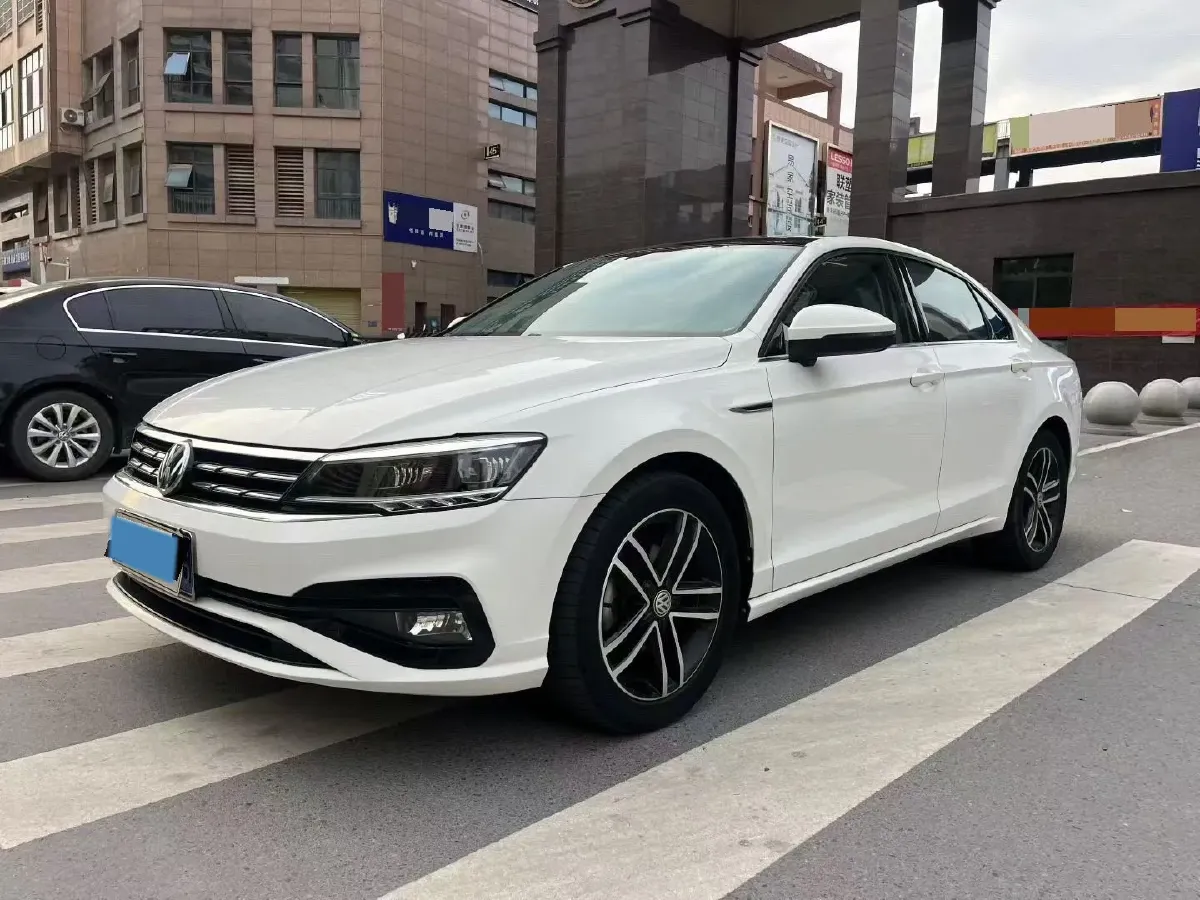 2019 Volkswagen Passat 1.4T 150HP L4 7DCT,autocango,china used car exporter,china ev exporter,chinese used car exporter,chinese used ev exporter