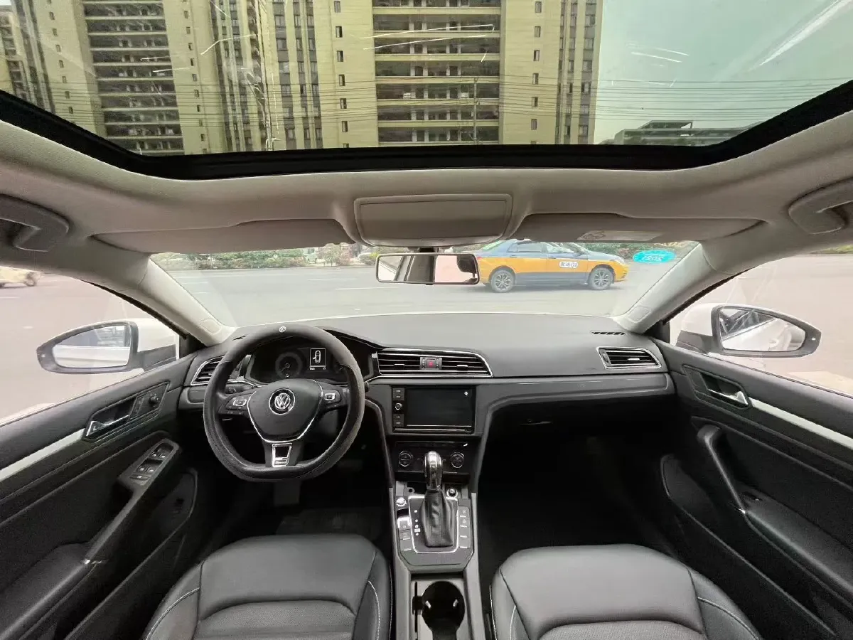 2019 Volkswagen Passat 1.4T 150HP L4 7DCT,autocango,china used car exporter,china ev exporter,chinese used car exporter,chinese used ev exporter