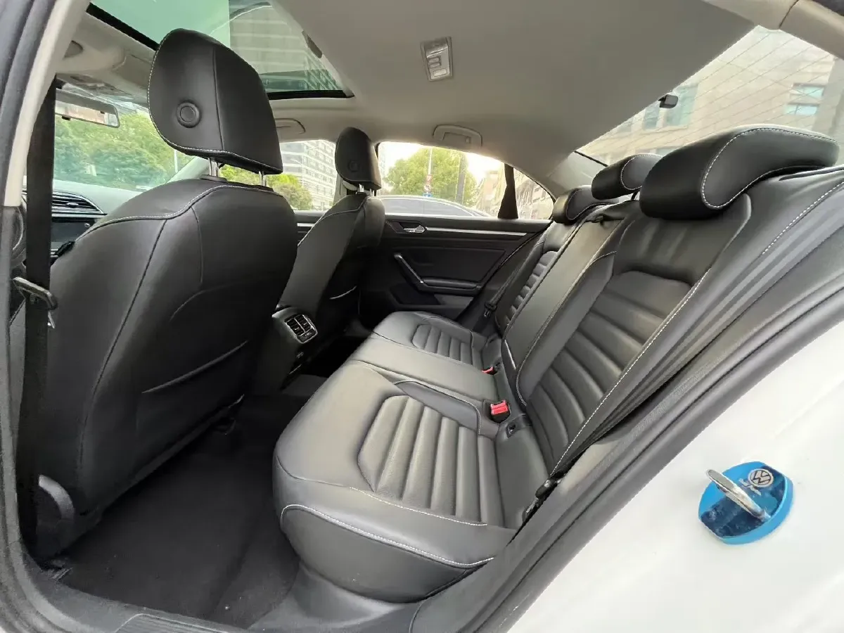 2019 Volkswagen Passat 1.4T 150HP L4 7DCT,autocango,china used car exporter,china ev exporter,chinese used car exporter,chinese used ev exporter