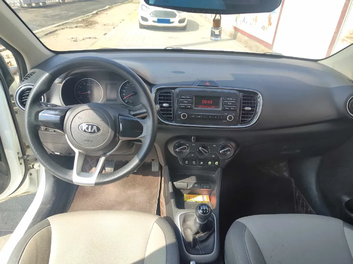 2017 Kia Pegas 1.4L 95HP L4 5MT,autocango,china used car exporter,china ev exporter,chinese used car exporter,chinese used ev exporter