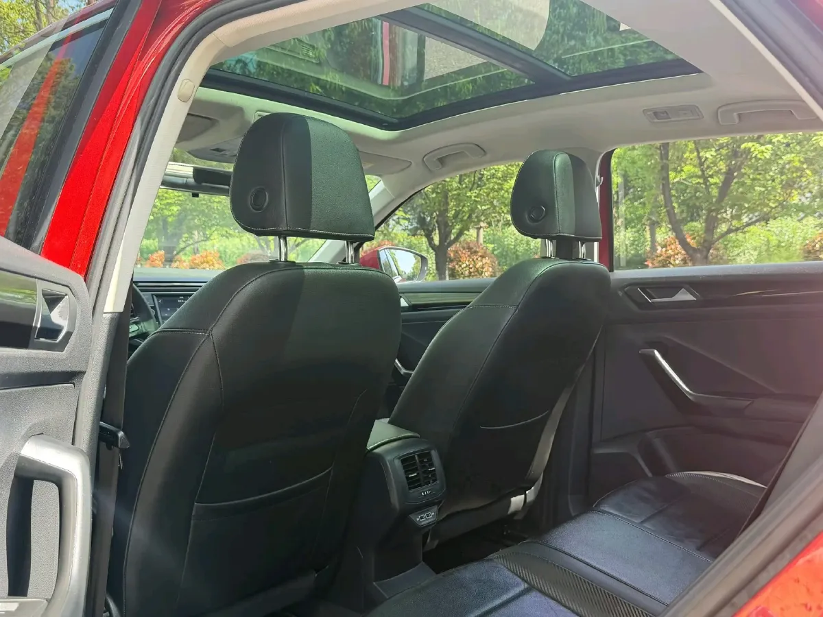 2018 Borgward BX7 2.0T 224HP L4 6AT,autocango,china used car exporter,china ev exporter,chinese used car exporter,chinese used ev exporter