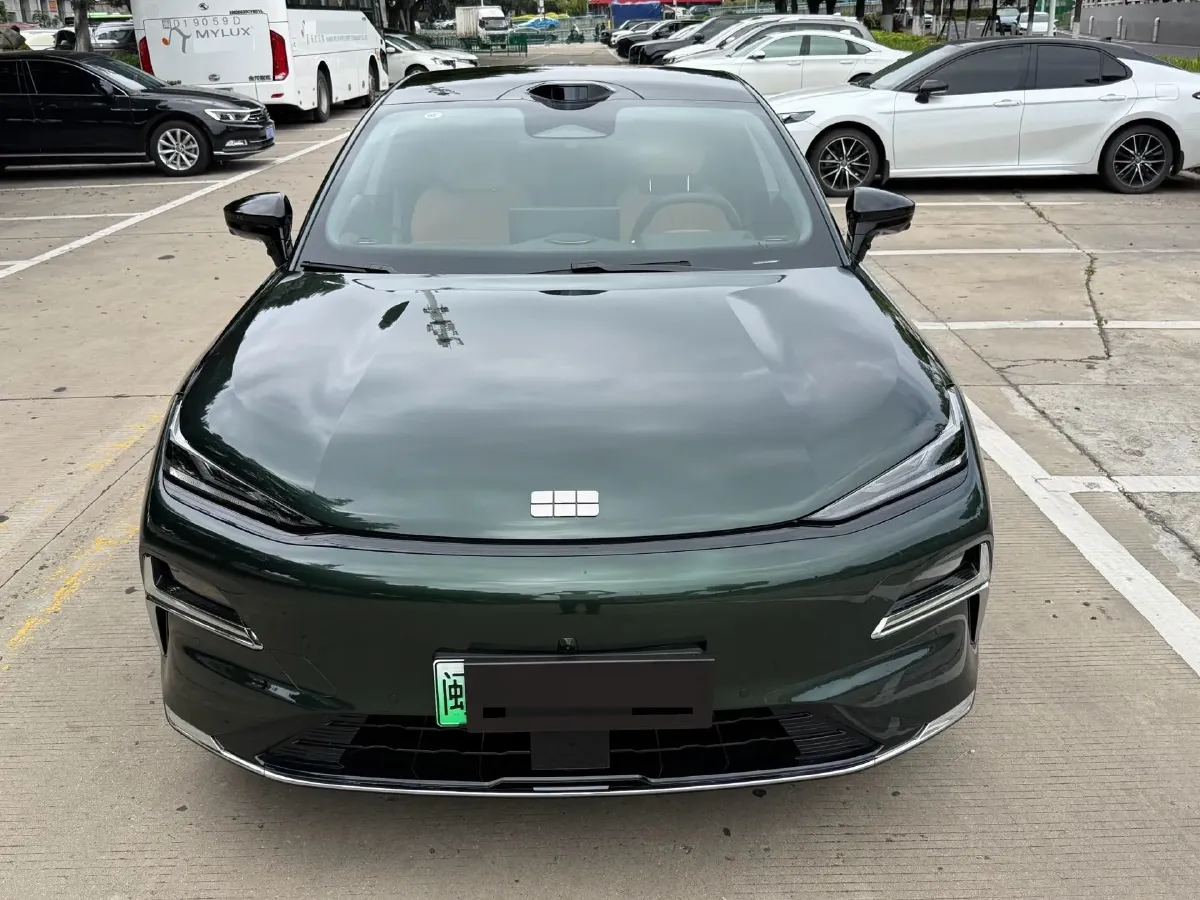 2025 Geely Galaxy Starshine 8 1.5T 163HP L4 3DHT PHEV 27.69KWH,autocango,china used car exporter,china ev exporter,chinese used car exporter,chinese used ev exporter