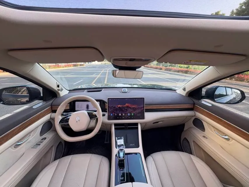 2024 AITO AITO M7 1.5T 152HP L4 REEV 40KWH,autocango,china used car exporter,china ev exporter,chinese used car exporter,chinese used ev exporter