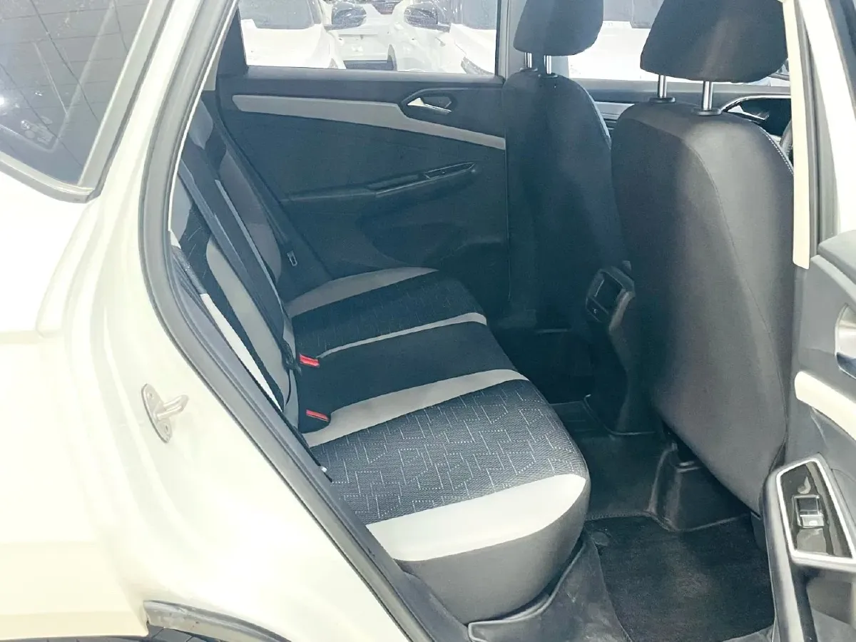 2024 Jetta VS5 1.4T 150HP L4 5MT,autocango,china used car exporter,china ev exporter,chinese used car exporter,chinese used ev exporter