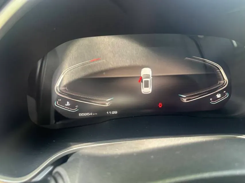 2021 WEY VV6 2.0T 227HP L4 7DCT,autocango,china used car exporter,china ev exporter,chinese used car exporter,chinese used ev exporter