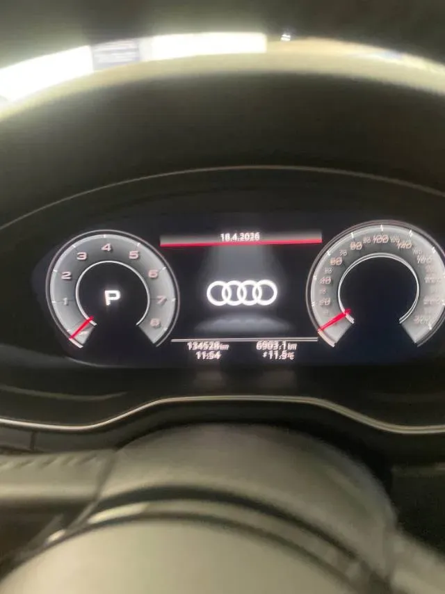 2020 Audi A4L 2.0T 252HP L4 7DCT,autocango,china used car exporter,china ev exporter,chinese used car exporter,chinese used ev exporter