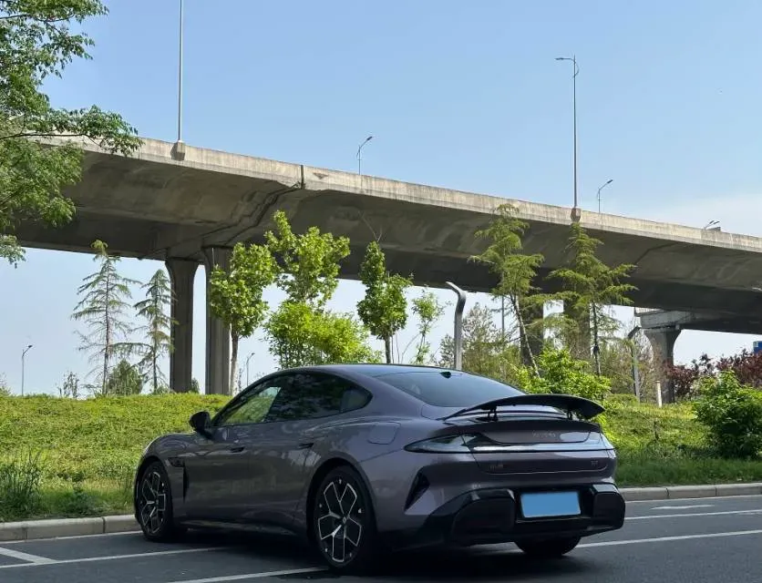 2024 MI SU7 BEV 101KWH,autocango,china used car exporter,china ev exporter,chinese used car exporter,chinese used ev exporter