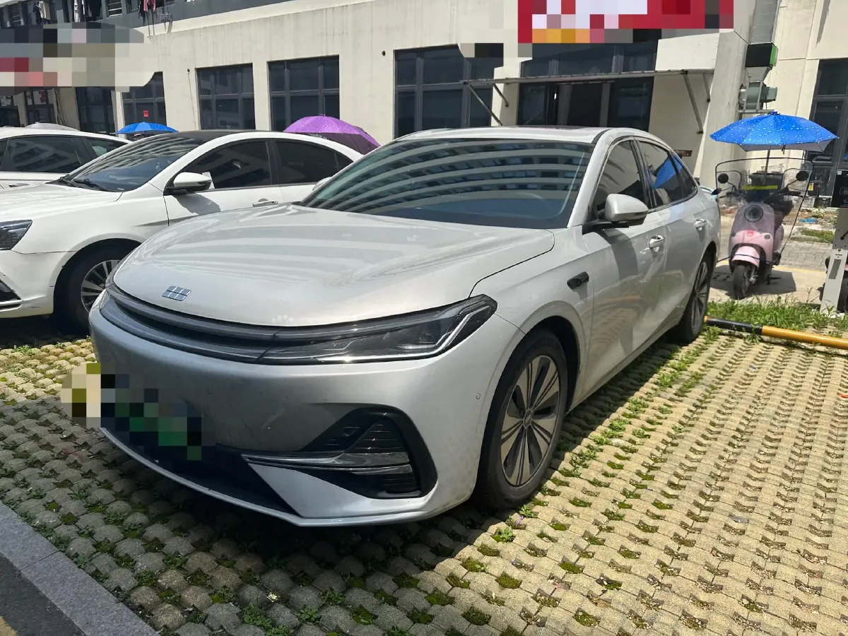 2025 Geely Galaxy A7 1.5L 112HP L4 1DHT PHEV,autocango,china used car exporter,china ev exporter,chinese used car exporter,chinese used ev exporter