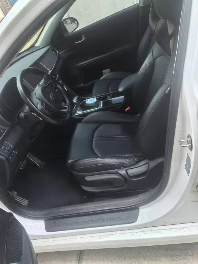 2016 Kia K5 1.6T 180HP L4 7DCT,autocango,china used car exporter,china ev exporter,chinese used car exporter,chinese used ev exporter