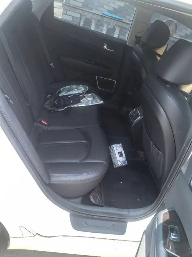 2016 Kia K5 1.6T 180HP L4 7DCT,autocango,china used car exporter,china ev exporter,chinese used car exporter,chinese used ev exporter