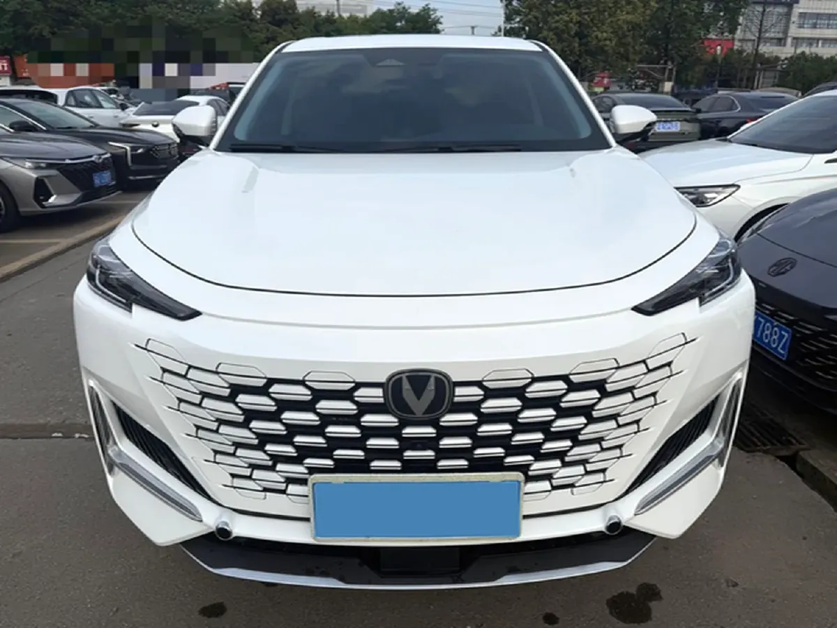 2024 ChangAn UNI-K 2.0T 233HP L4 8AT,autocango,china used car exporter,china ev exporter,chinese used car exporter,chinese used ev exporter