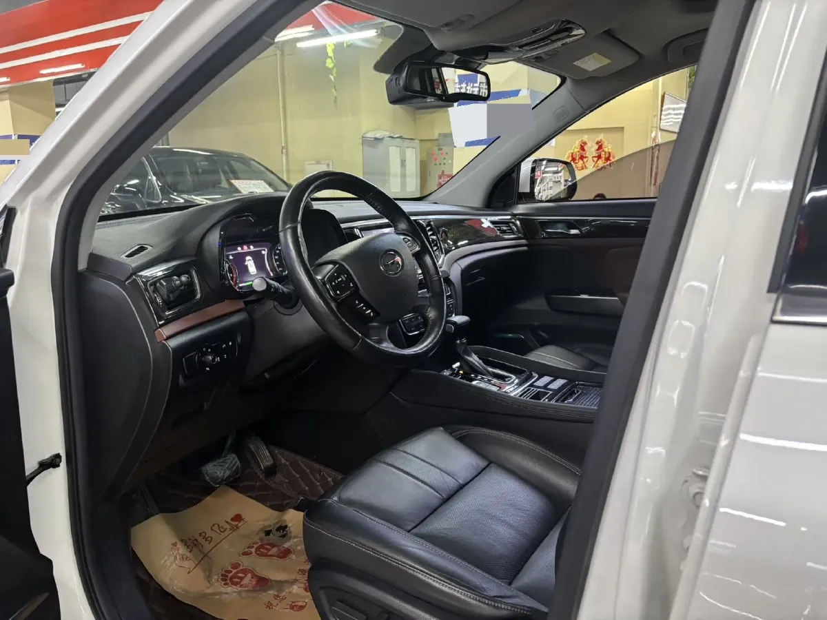 2017 GAC Trumpchi GS8 2.0T 201HP L4 6AT,autocango,china used car exporter,china ev exporter,chinese used car exporter,chinese used ev exporter