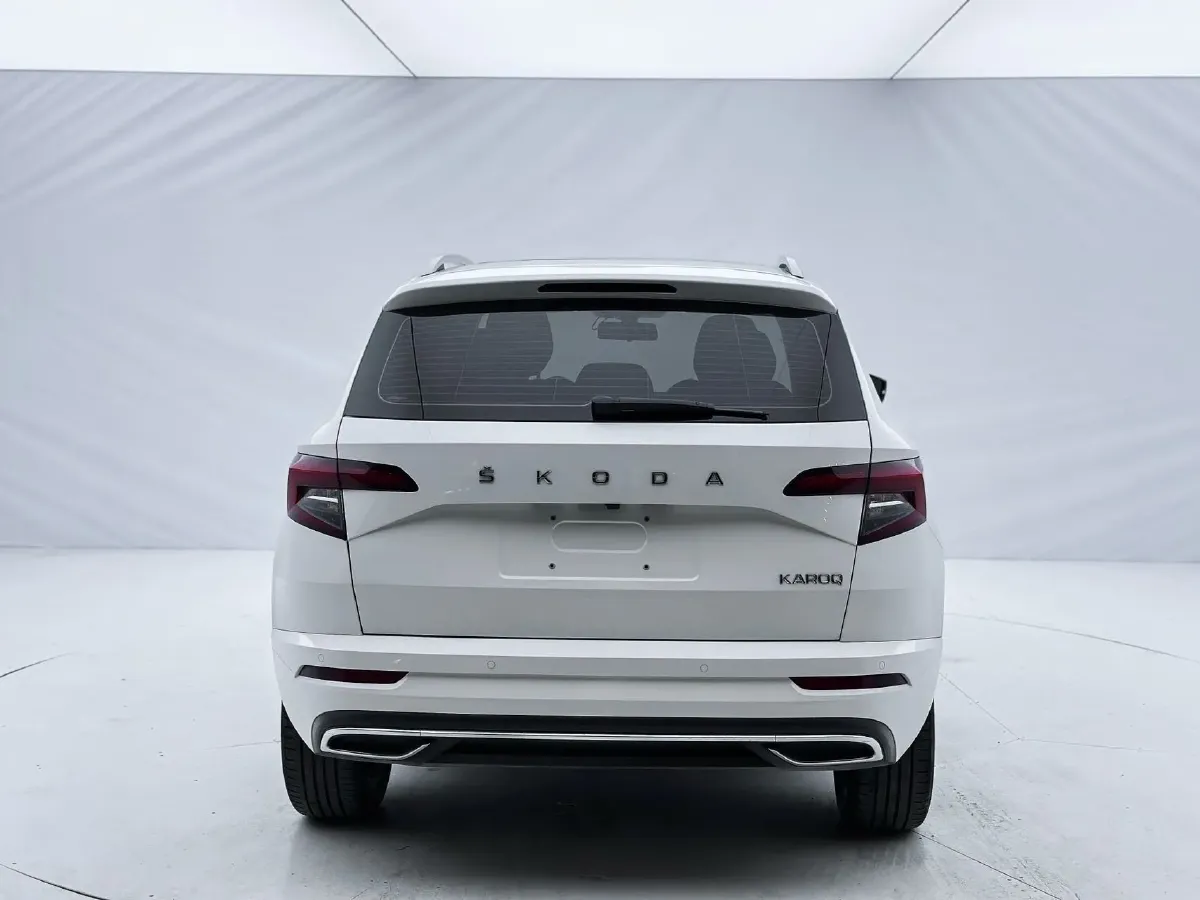 2022 Skoda Karoq 1.4T 150HP L4 7DCT,autocango,china used car exporter,china ev exporter,chinese used car exporter,chinese used ev exporter