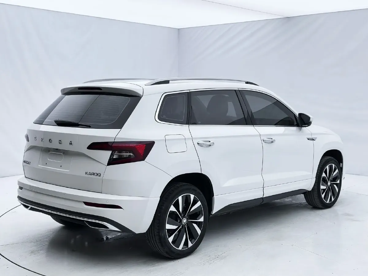 2022 Skoda Karoq 1.4T 150HP L4 7DCT,autocango,china used car exporter,china ev exporter,chinese used car exporter,chinese used ev exporter