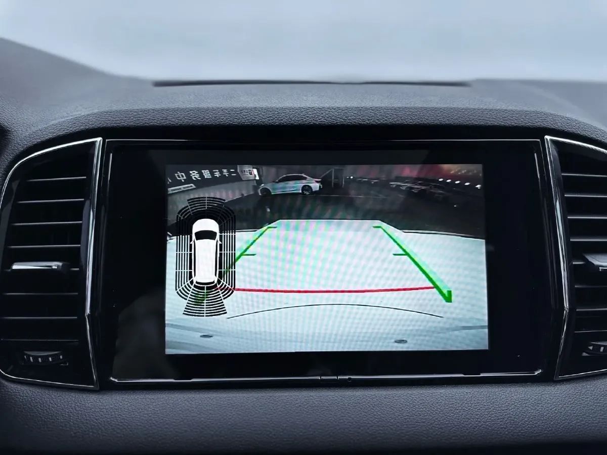 2022 Skoda Karoq 1.4T 150HP L4 7DCT,autocango,china used car exporter,china ev exporter,chinese used car exporter,chinese used ev exporter