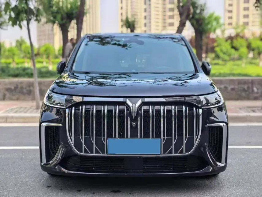 2022 Voyah Dream 1.5T 136HP L4 PHEV 25.57KWH,autocango,china used car exporter,china ev exporter,chinese used car exporter,chinese used ev exporter
