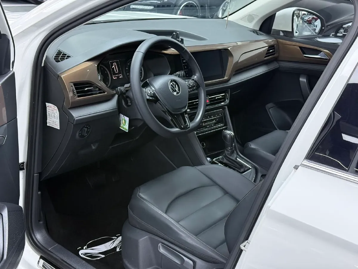 2021 Volkswagen Tharu 1.4T 150HP L4 7DCT,autocango,china used car exporter,china ev exporter,chinese used car exporter,chinese used ev exporter