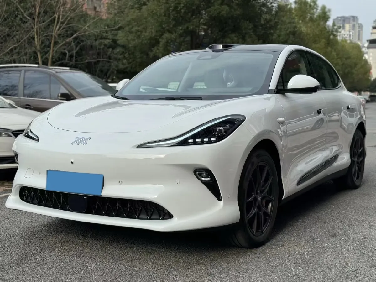 2025 IM LS6 BEV 75KWH,autocango,china used car exporter,china ev exporter,chinese used car exporter,chinese used ev exporter