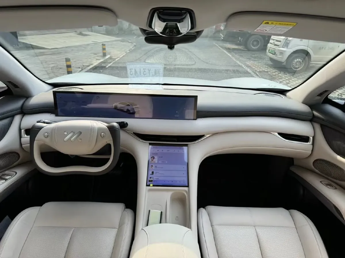 2025 IM LS6 BEV 75KWH,autocango,china used car exporter,china ev exporter,chinese used car exporter,chinese used ev exporter