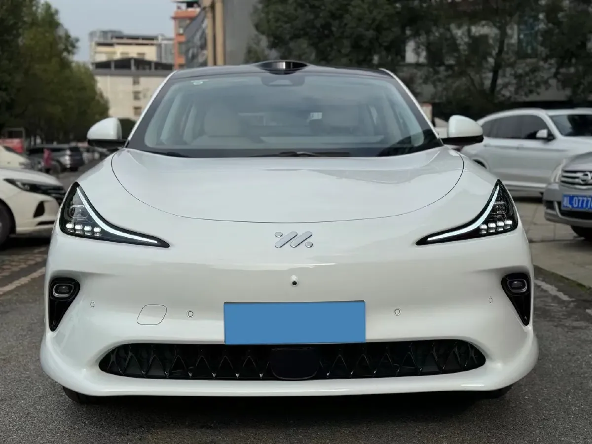 2025 IM LS6 BEV 75KWH,autocango,china used car exporter,china ev exporter,chinese used car exporter,chinese used ev exporter