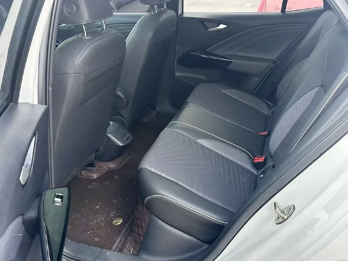 2024 Volkswagen ID.3 BEV 52.8KWH,autocango,china used car exporter,china ev exporter,chinese used car exporter,chinese used ev exporter