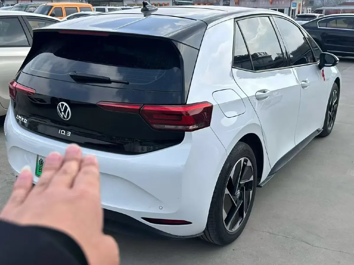 2024 Volkswagen ID.3 BEV 52.8KWH,autocango,china used car exporter,china ev exporter,chinese used car exporter,chinese used ev exporter