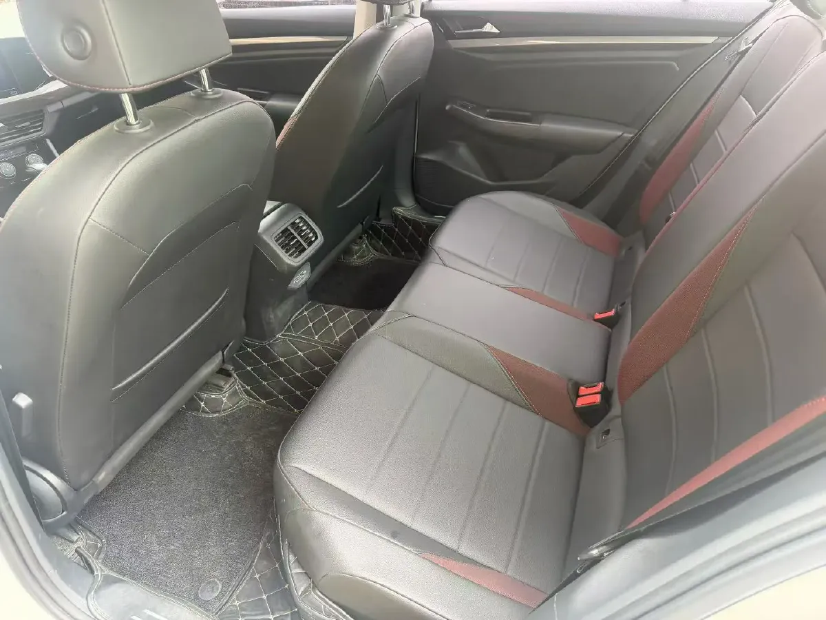 2021 Volkswagen Bora 1.5L 113HP L4 6AT,autocango,china used car exporter,china ev exporter,chinese used car exporter,chinese used ev exporter