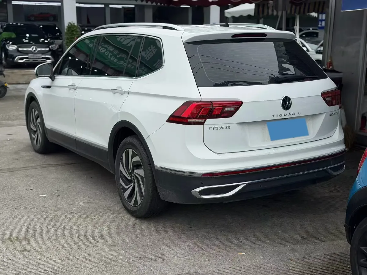 2023 Volkswagen Tiguan L 1.5T 160HP L4 7DCT,autocango,china used car exporter,china ev exporter,chinese used car exporter,chinese used ev exporter
