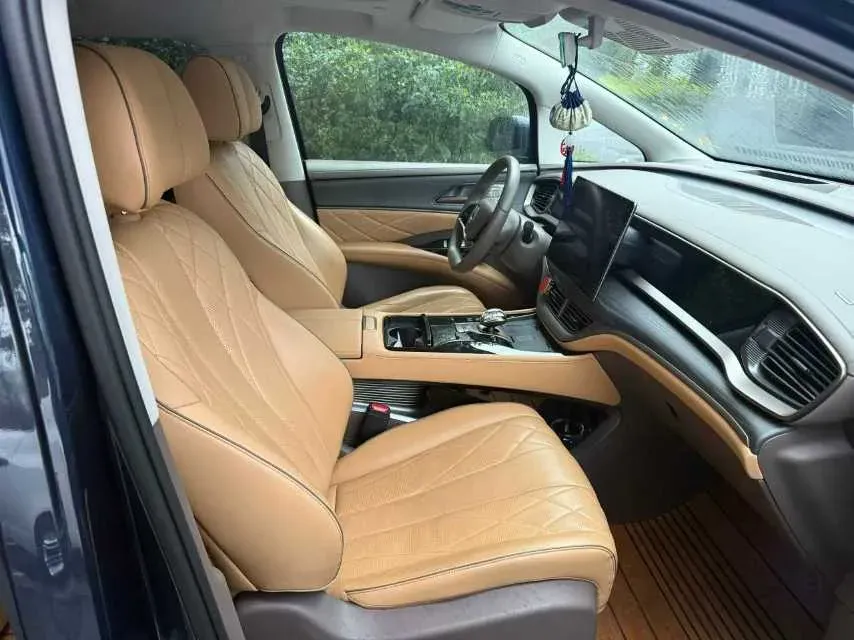 2022 Mercedes-Benz GLC Class 2.0T 197HP L4 9AT,autocango,china used car exporter,china ev exporter,chinese used car exporter,chinese used ev exporter