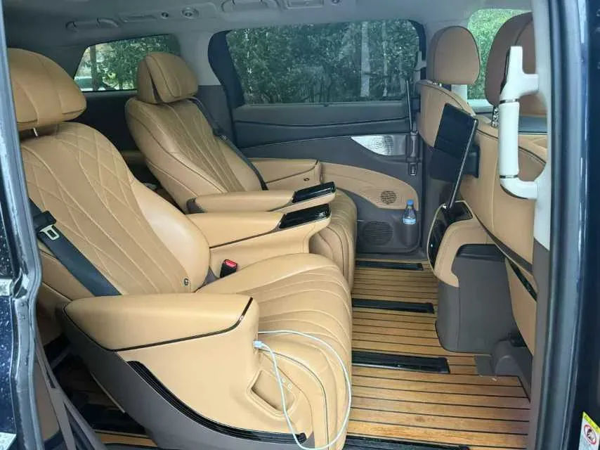 2022 Mercedes-Benz GLC Class 2.0T 197HP L4 9AT,autocango,china used car exporter,china ev exporter,chinese used car exporter,chinese used ev exporter