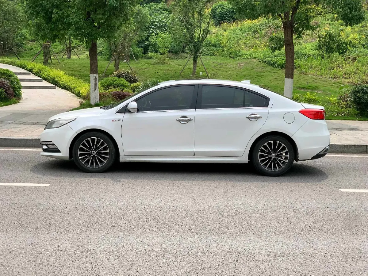 2017 Zotye Z560 1.5T 150HP L4 CVT,autocango,china used car exporter,china ev exporter,chinese used car exporter,chinese used ev exporter