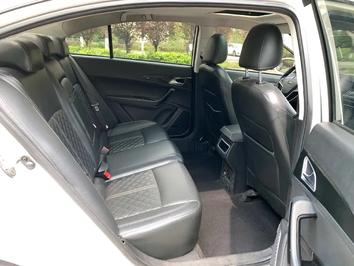 2017 Zotye Z560 1.5T 150HP L4 CVT,autocango,china used car exporter,china ev exporter,chinese used car exporter,chinese used ev exporter