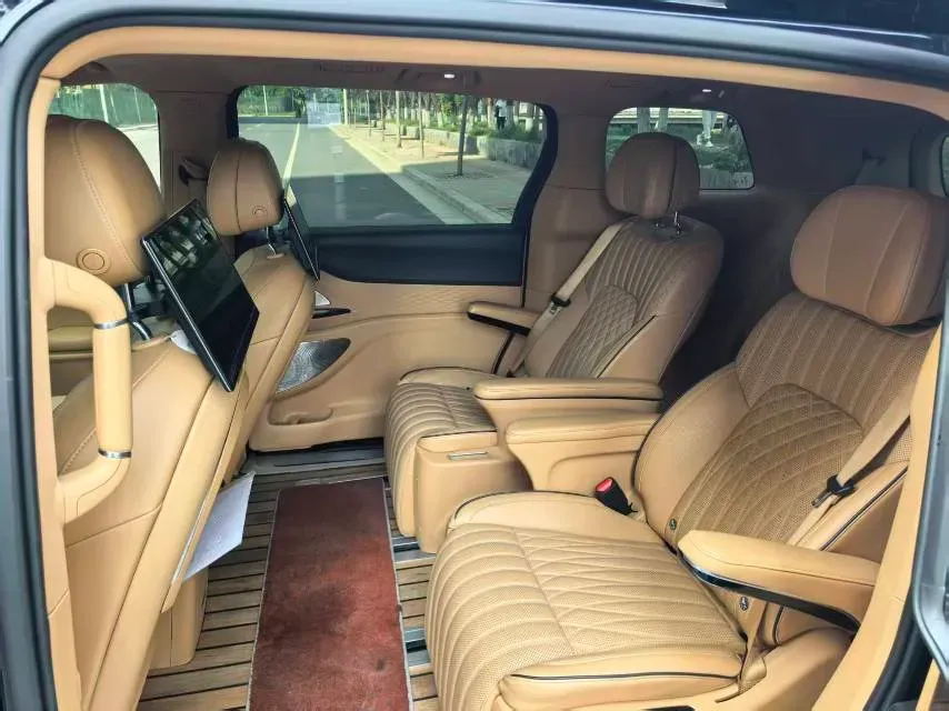 2022 Voyah Dream 1.5T 136HP L4 PHEV 25.57KWH,autocango,china used car exporter,china ev exporter,chinese used car exporter,chinese used ev exporter