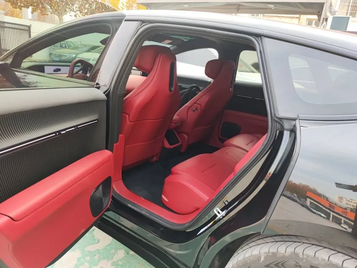 2025 Avatr 12 BEV,autocango,china used car exporter,china ev exporter,chinese used car exporter,chinese used ev exporter